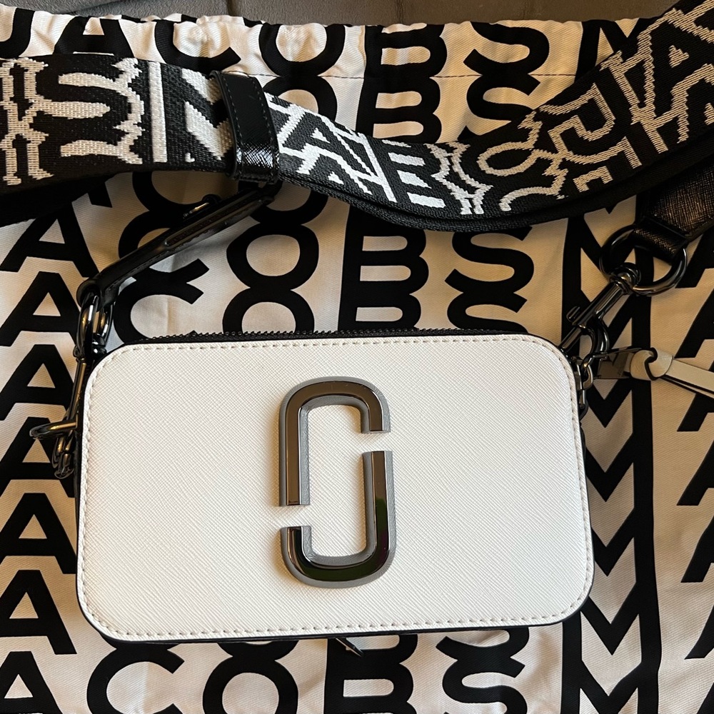 MARC JACOBS BICOLOR SNAPSHOT BAG